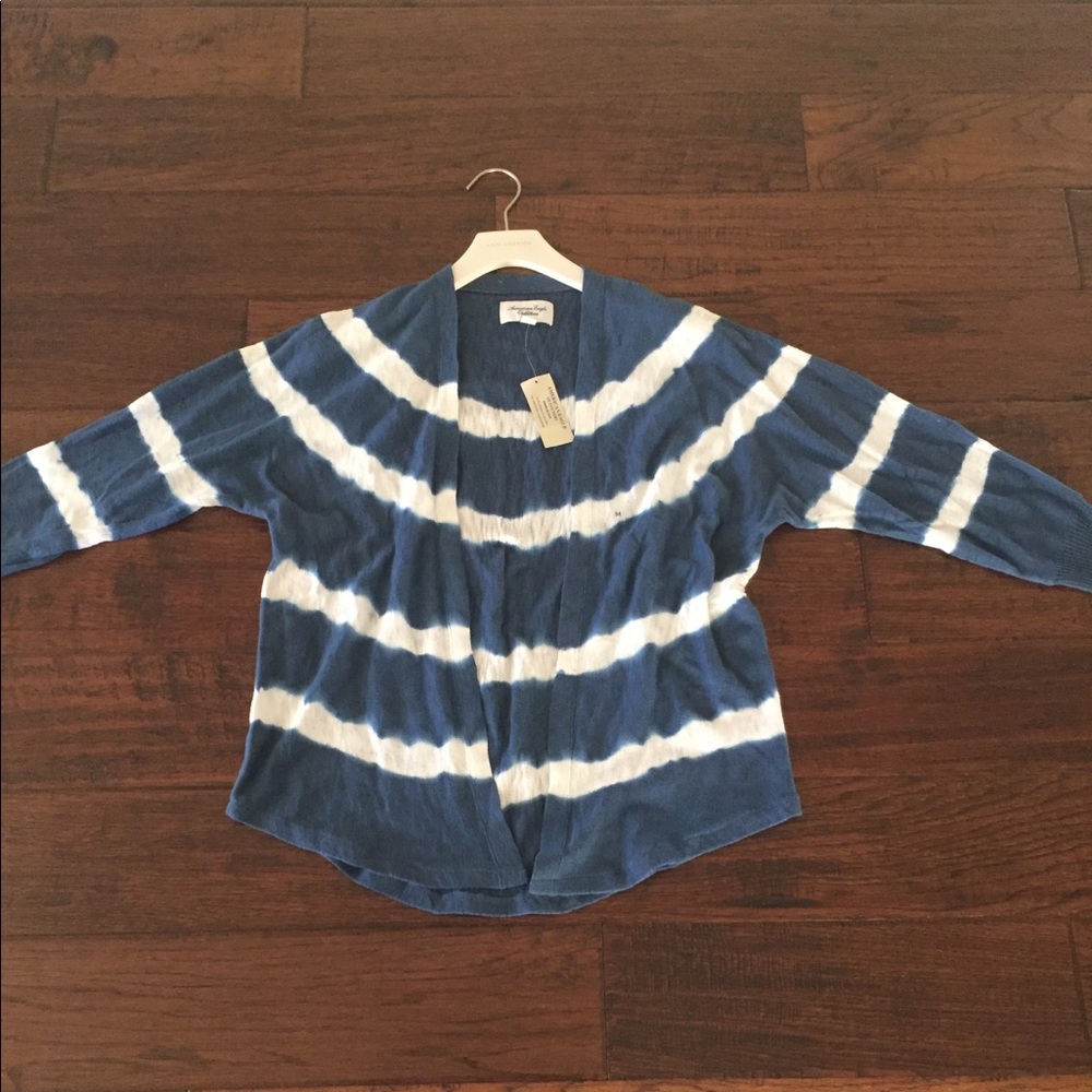 NWT- American Eagle Outfitters Cardigan
